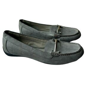 Chaps ‘Connie’ Driver Gray Flats Silver Buckle Size 10